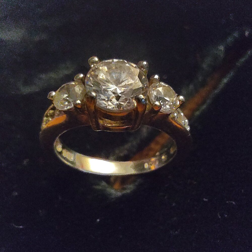 Esse Sterling Silver Cubic Zirconia Three Stone Ring with CZ Accents 925 Stamped